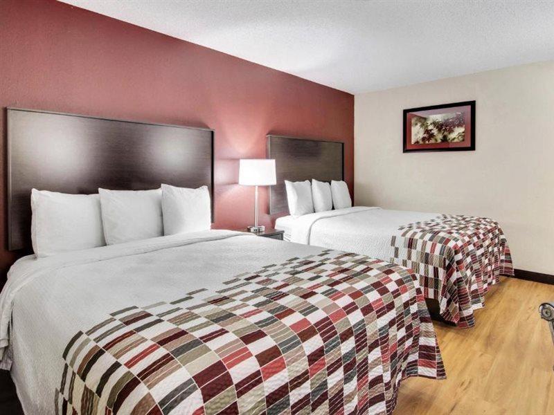 Red Roof Inn Бордман Экстерьер фото