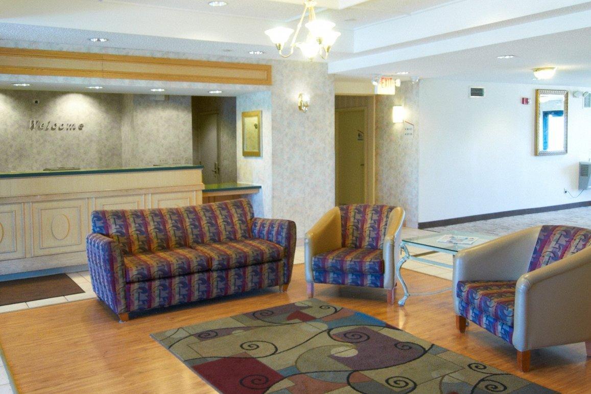 Red Roof Inn Бордман Экстерьер фото